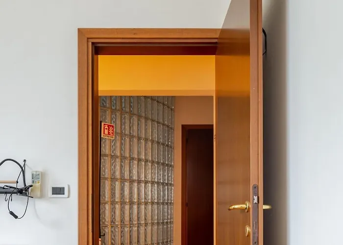 Michelangelo Corner 카살레키노 디 레노