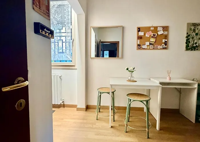 Michelangelo Corner דירה *